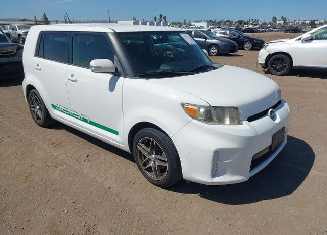2013 TOYOTA SCION