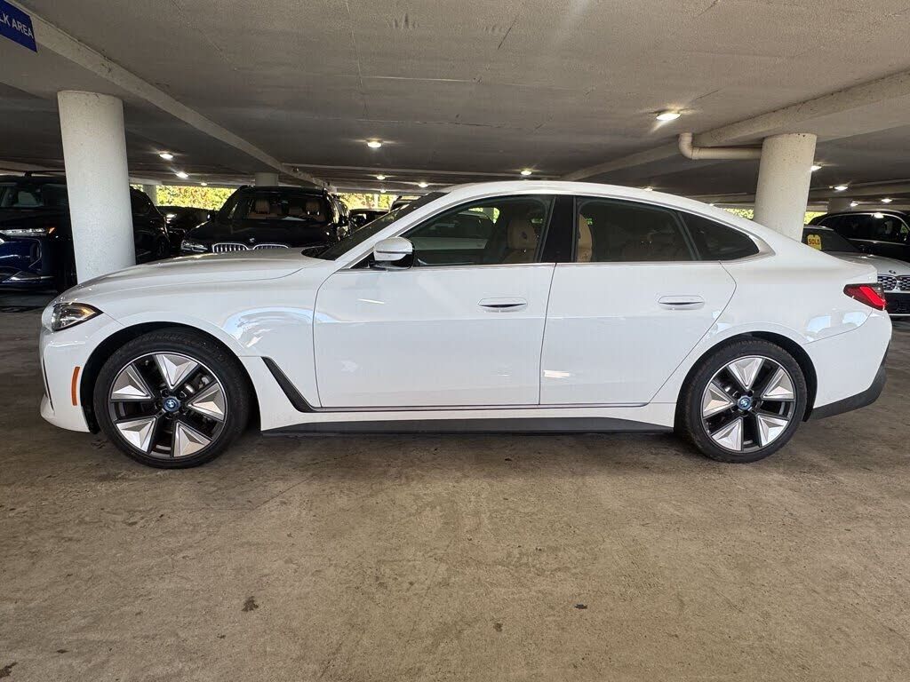 2024 BMW i4
