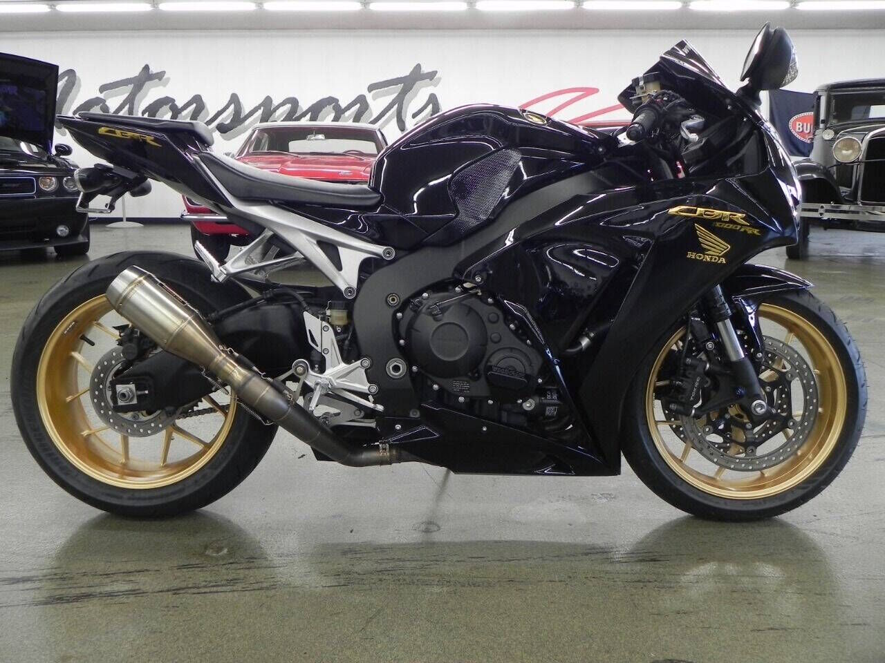 2012 HONDA CB
