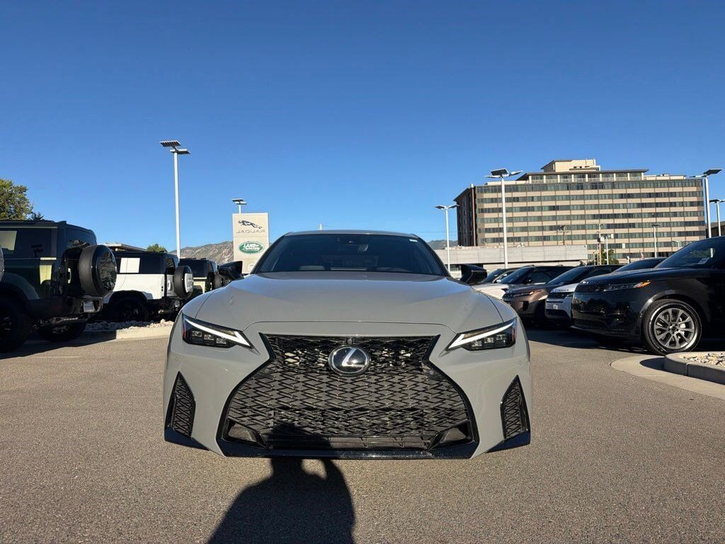 2025 Lexus IS