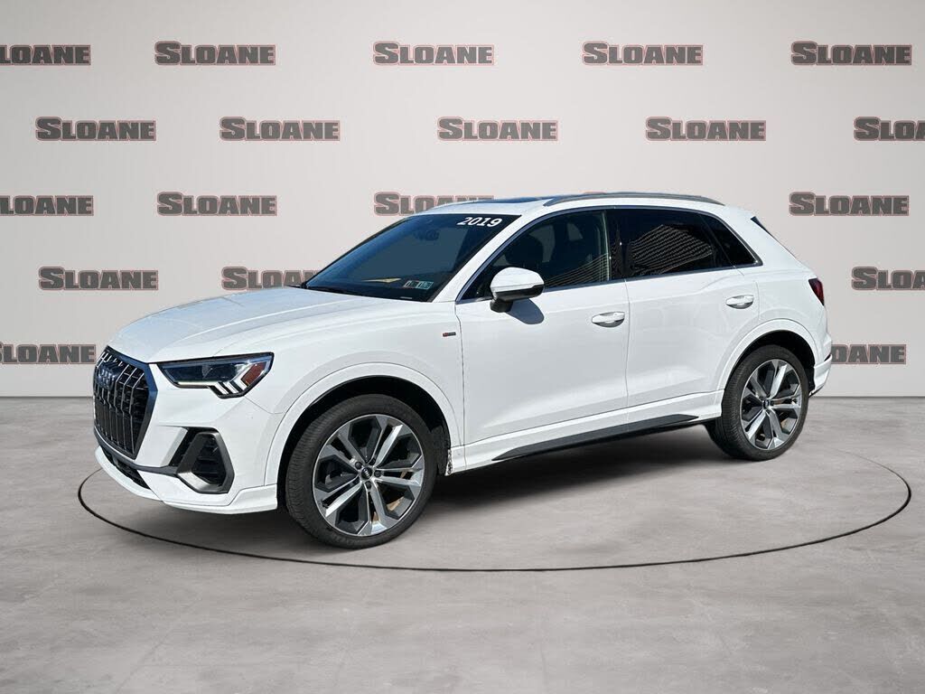 2019 AUDI Q3