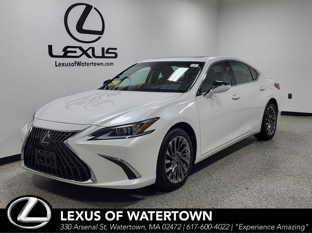 2024 LEXUS ES