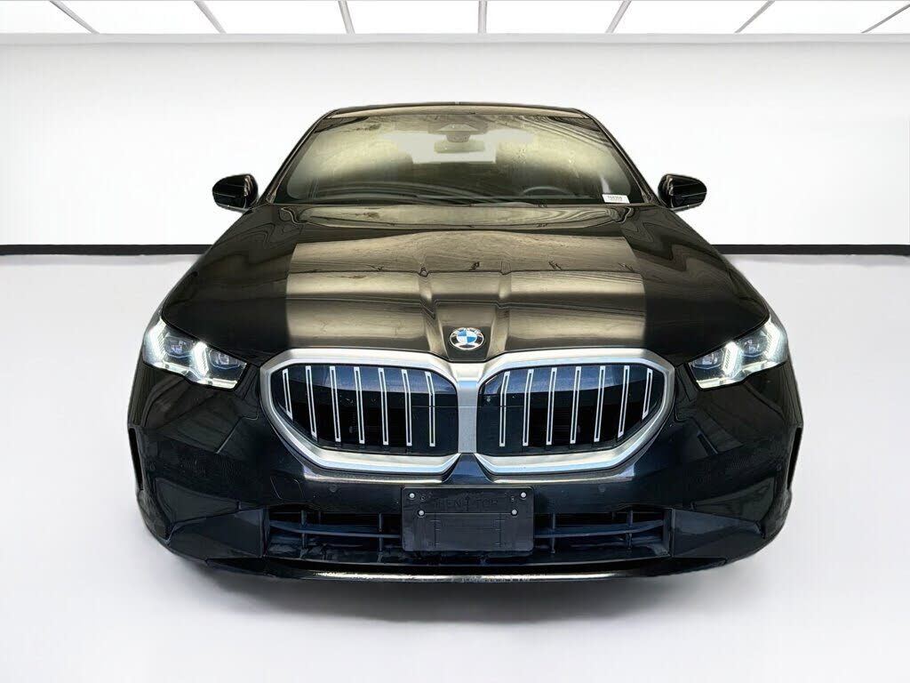 2024 BMW 530i