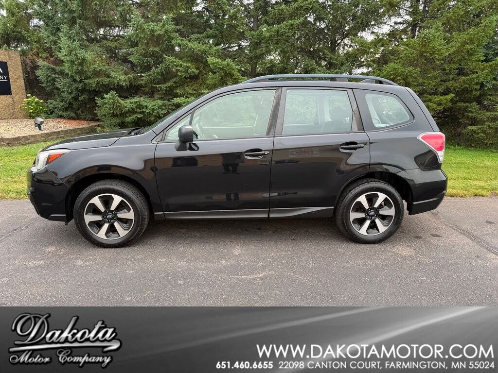 2017 SUBARU Forester