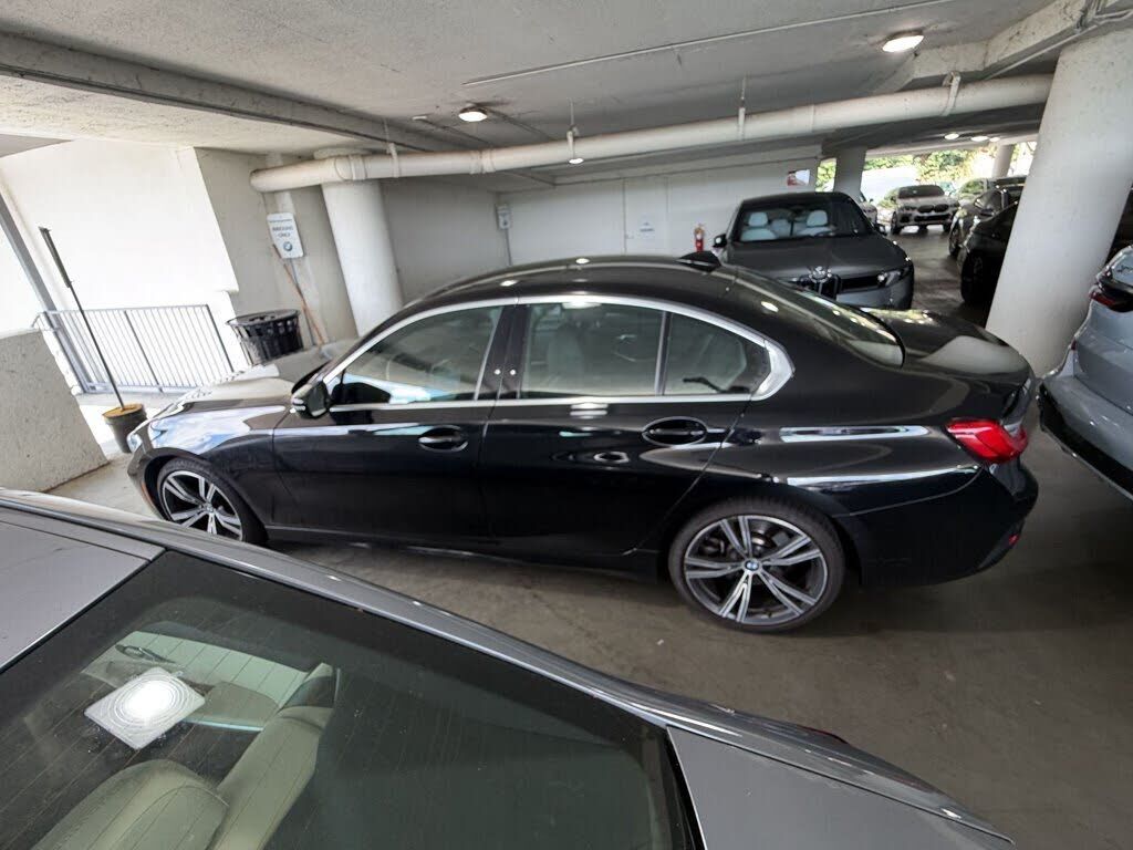 2021 BMW 330i