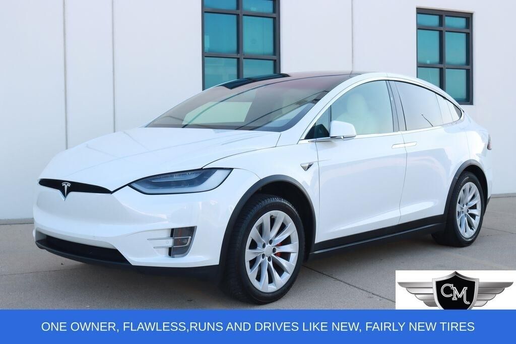 2021 TESLA Model X