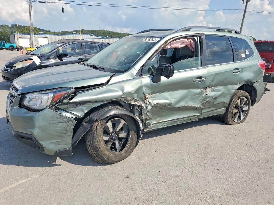 2018 SUBARU Forester