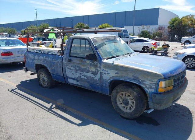 1992 DODGE Dakota