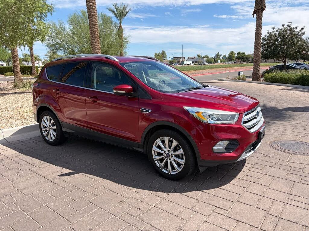 2017 FORD Escape