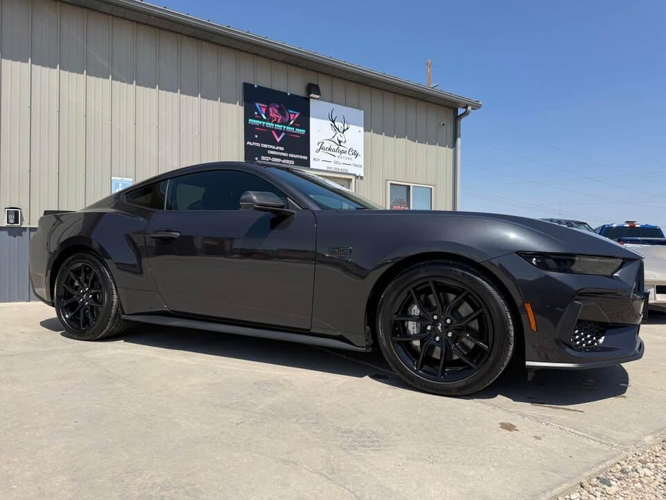 2024 FORD Mustang