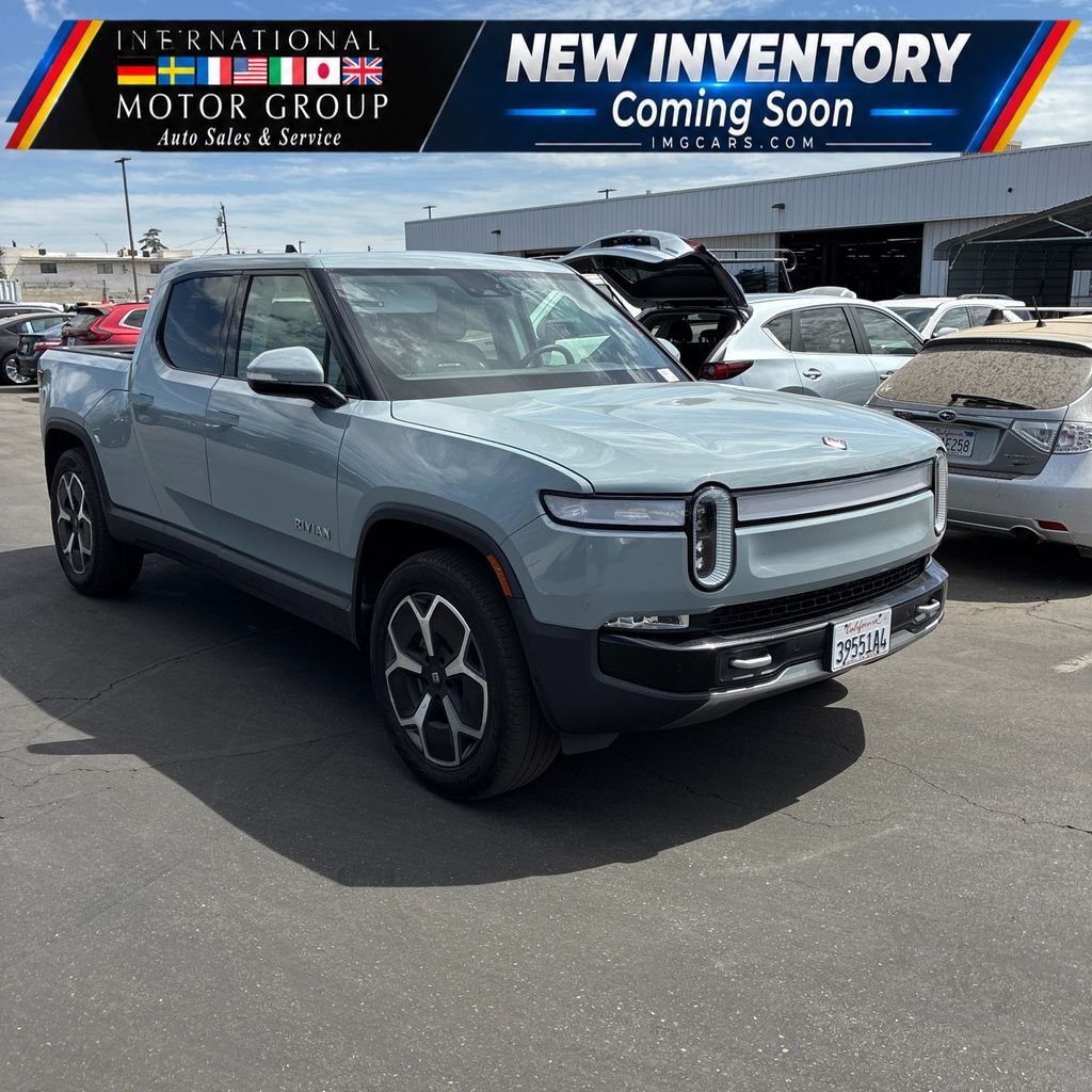 2024 RIVIAN R1T