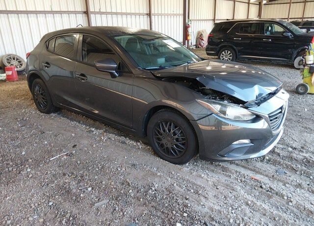2016 MAZDA Mazda3