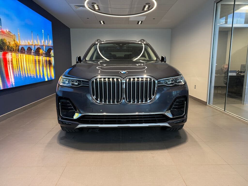 2022 BMW X7