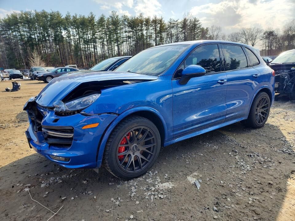 2017 PORSCHE Cayenne
