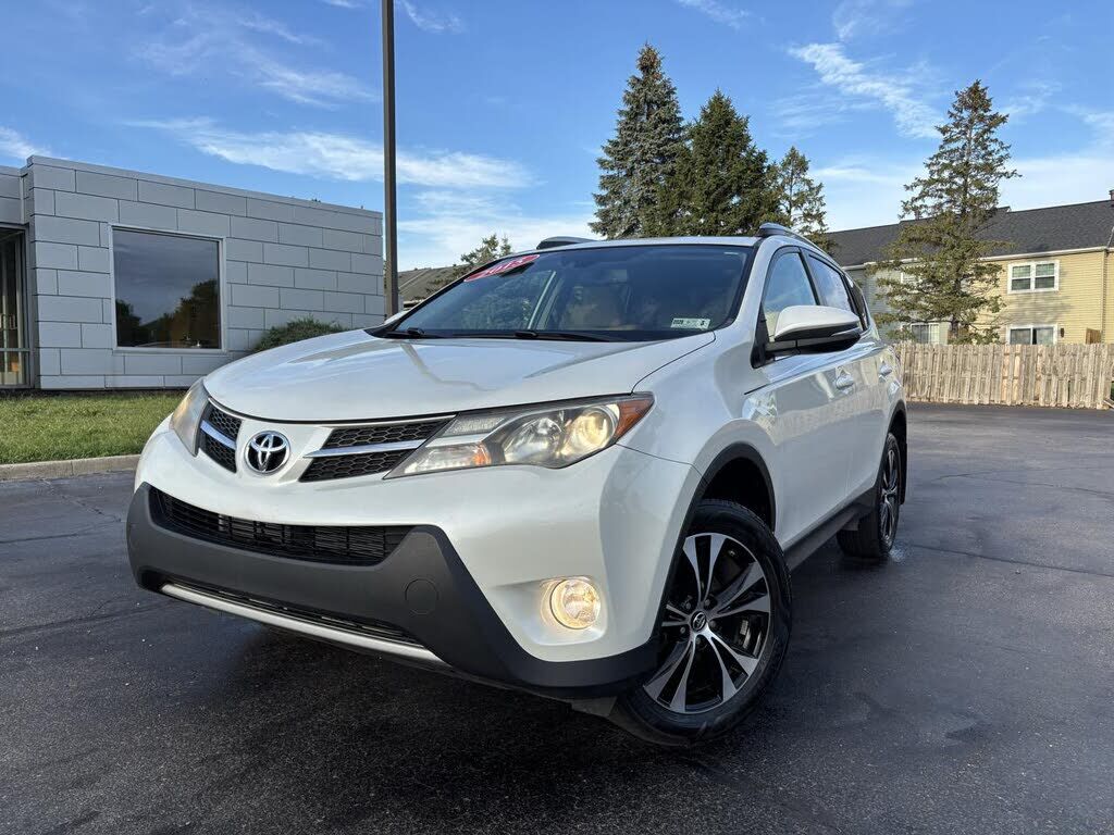 2015 TOYOTA RAV4