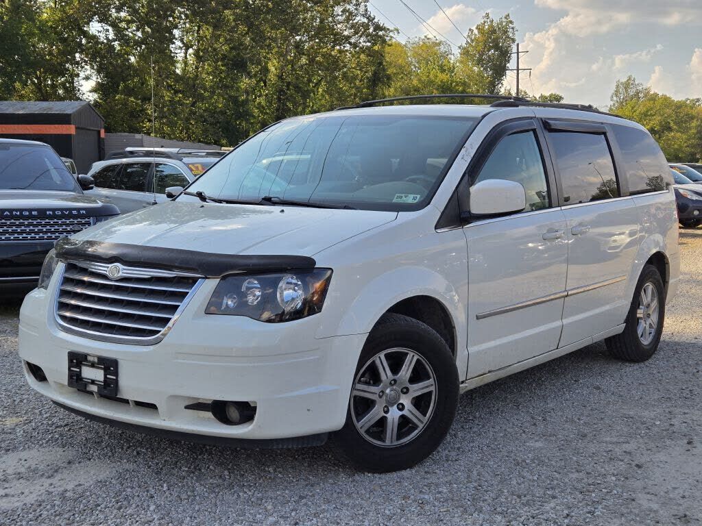 2009 CHRYSLER Town and Country