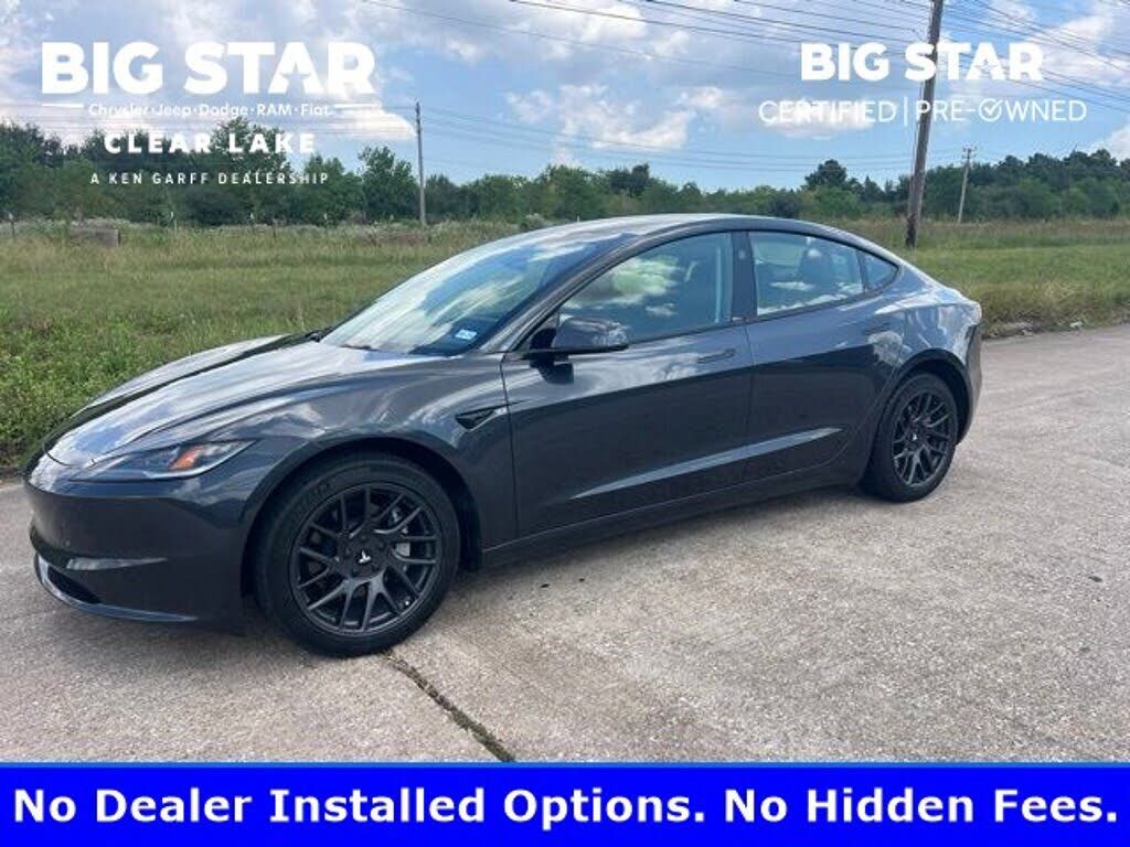 2024 TESLA Model 3