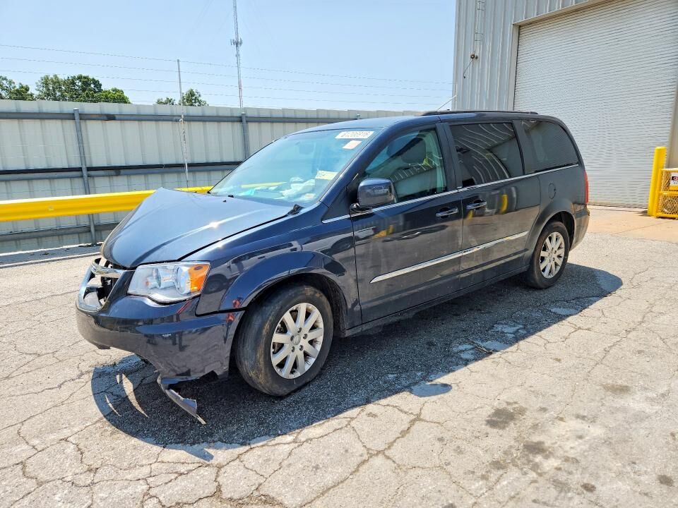 2014 CHRYSLER Town and Country