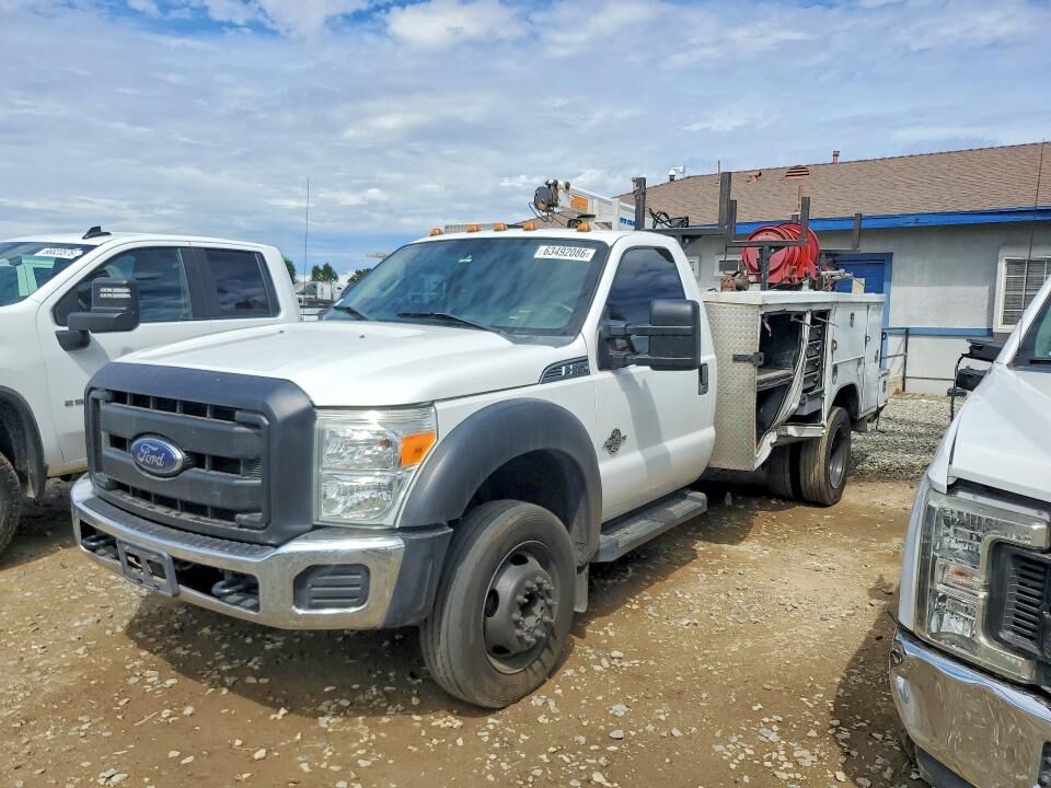 2012 FORD F-550