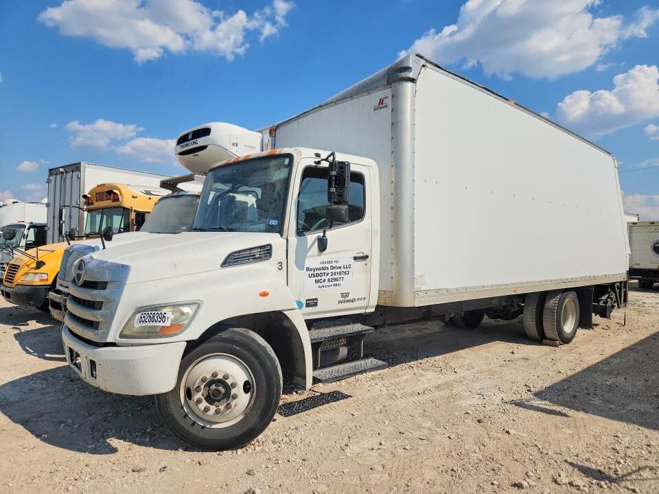 2013 HINO Incomplete Vehicle