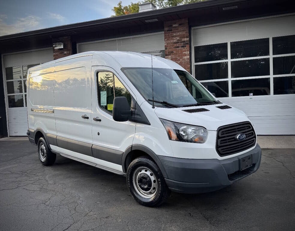 2018 FORD Transit