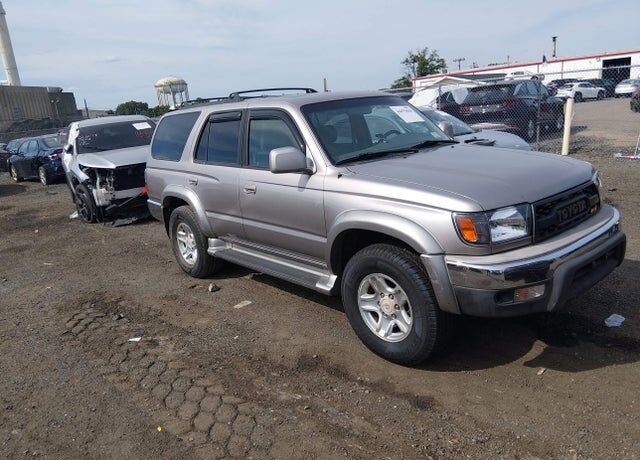 2002 TOYOTA 4-Runner