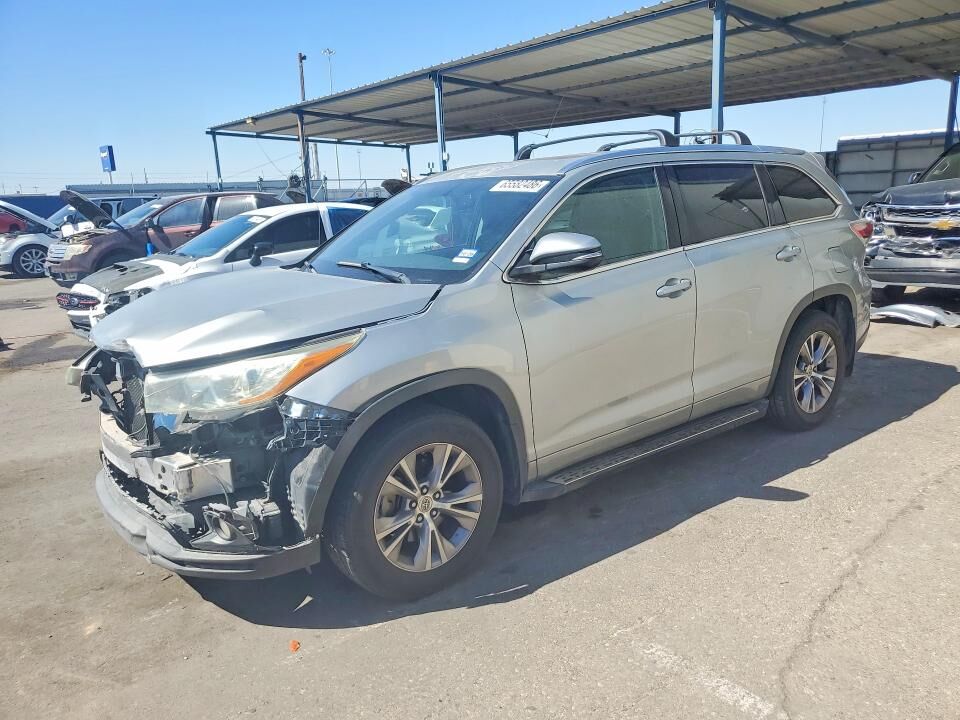2015 TOYOTA Highlander