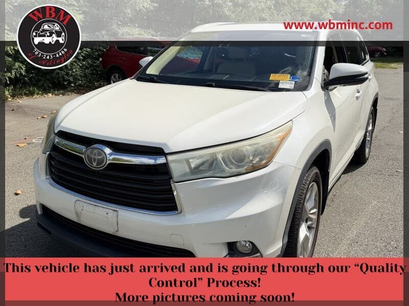 2015 TOYOTA Highlander