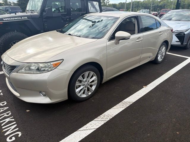 2015 LEXUS ES