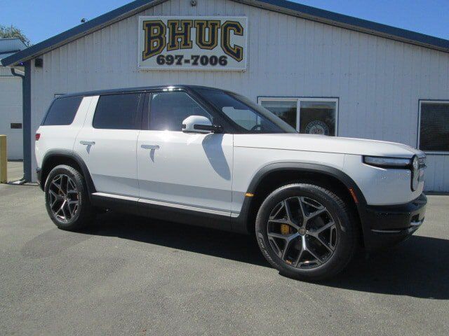 2027 RIVIAN R2