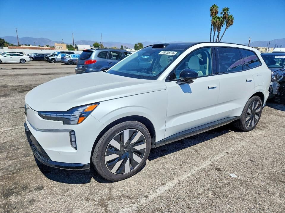 2025 VOLVO EX90