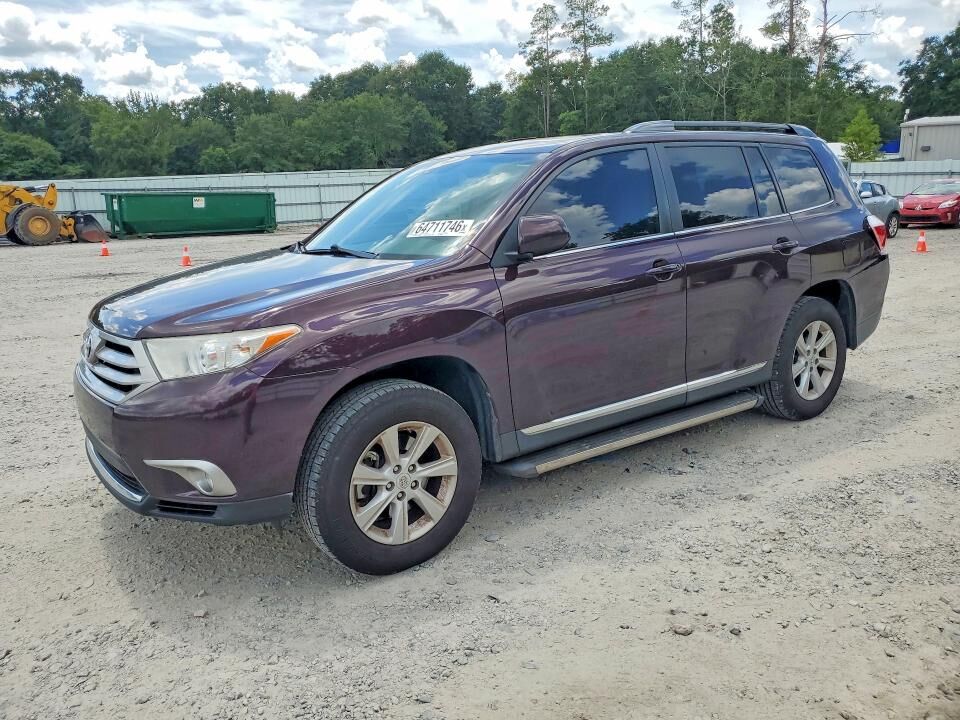 2013 TOYOTA Highlander