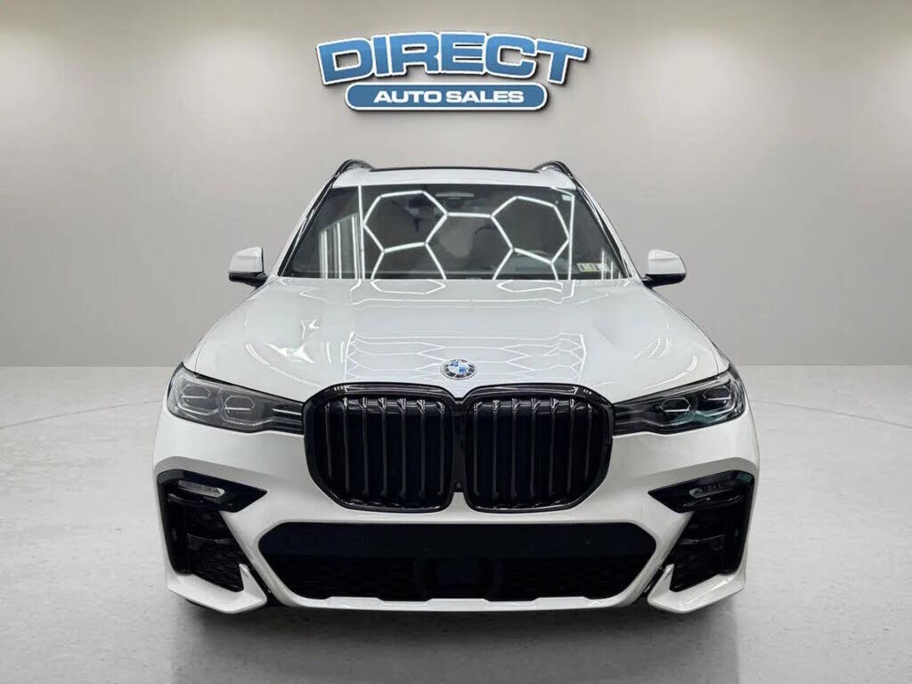 2022 BMW X7