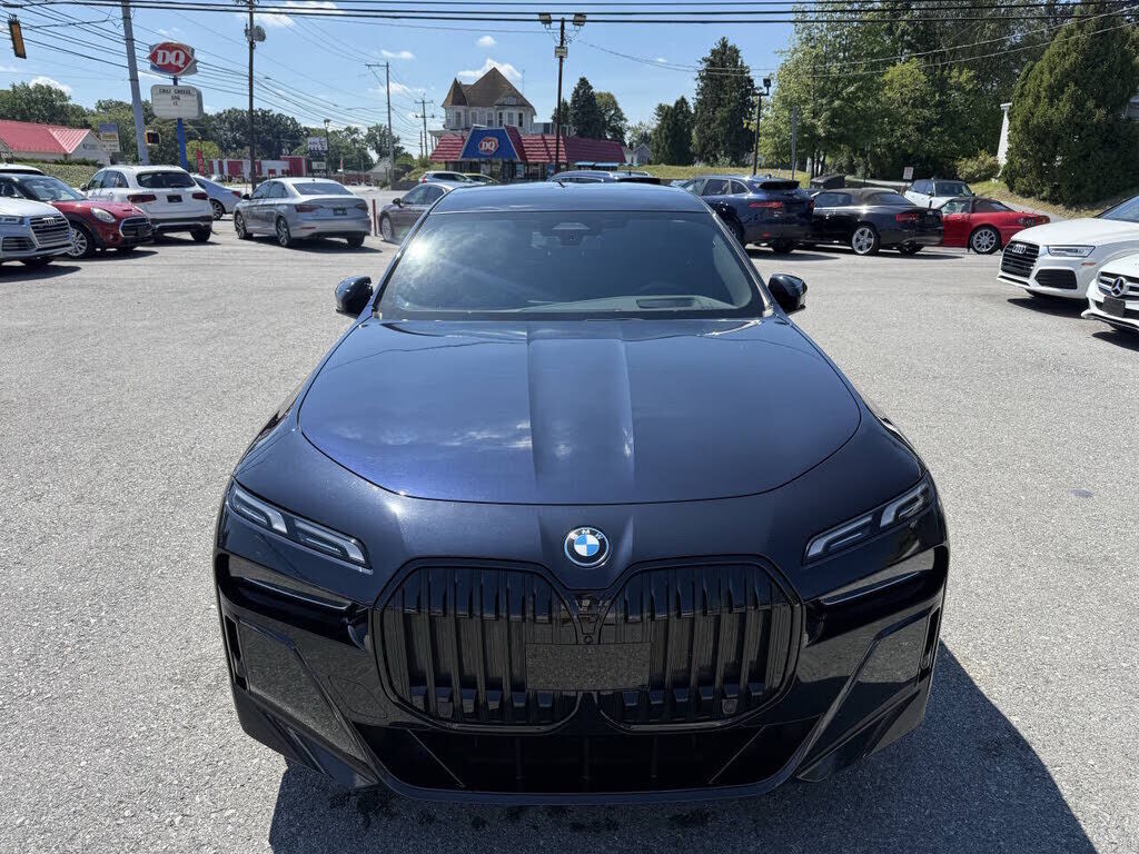 2024 BMW i7