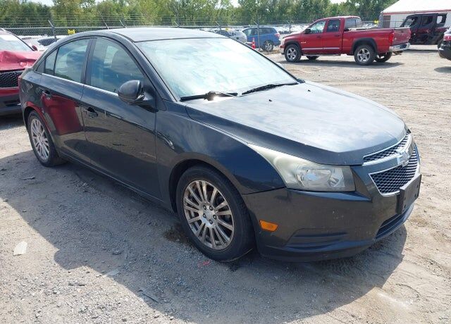 2013 CHEVROLET Cruze