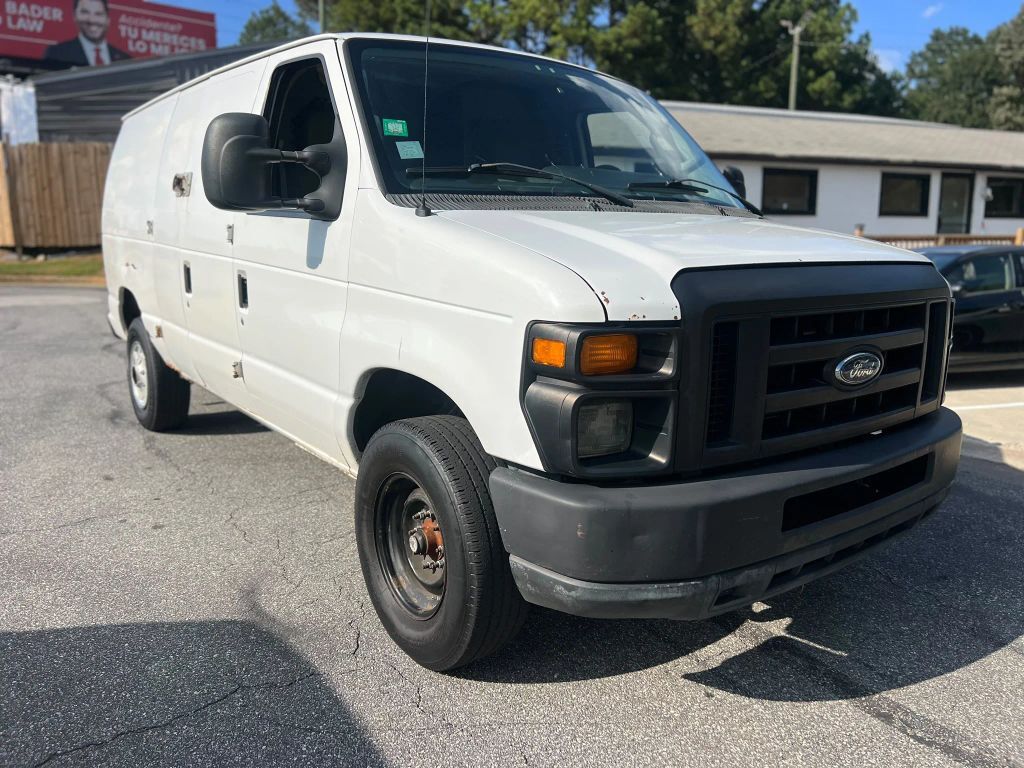 2011 FORD E-350