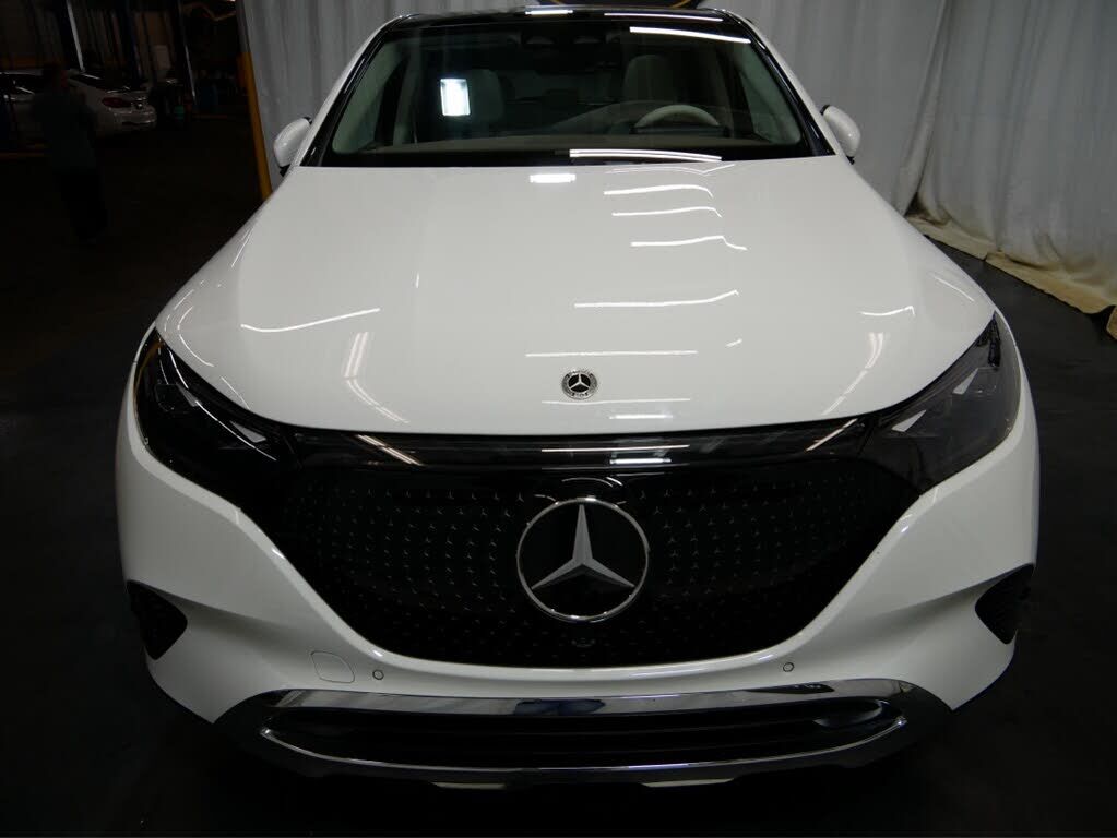 2025 MERCEDES-BENZ EQE-Class SUV