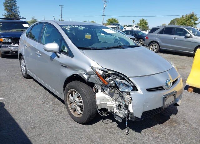 2011 TOYOTA PRIUS