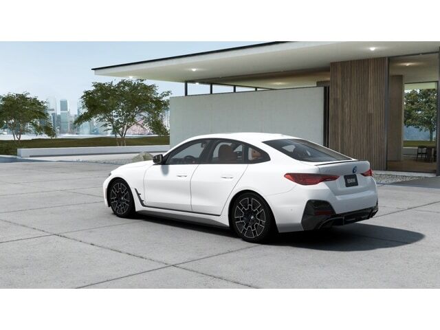 2025 BMW i4