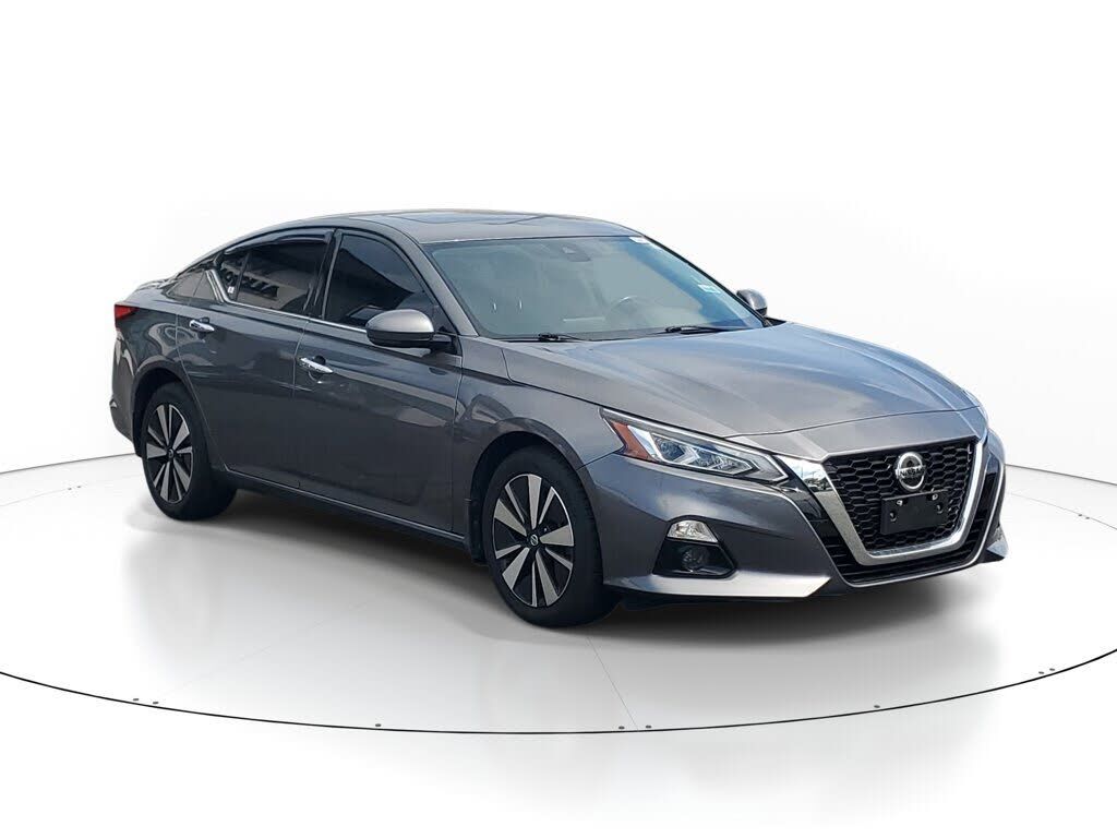 2022 NISSAN Altima