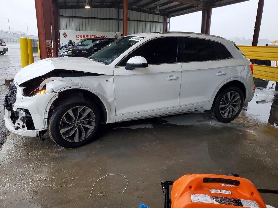 2022 AUDI Q5