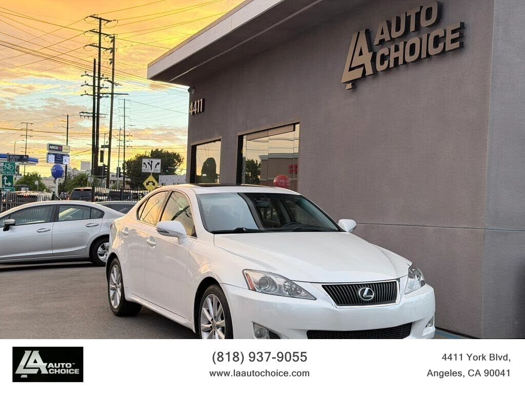 2009 LEXUS IS