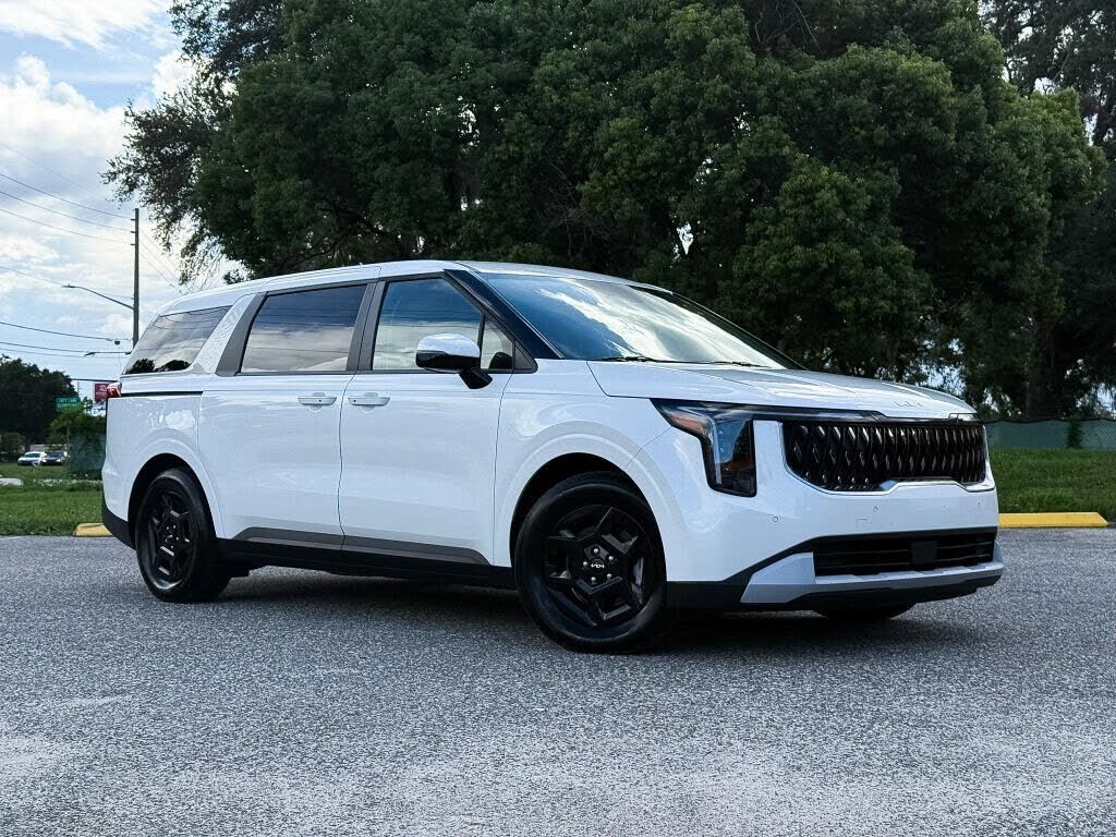 2025 KIA Carnival