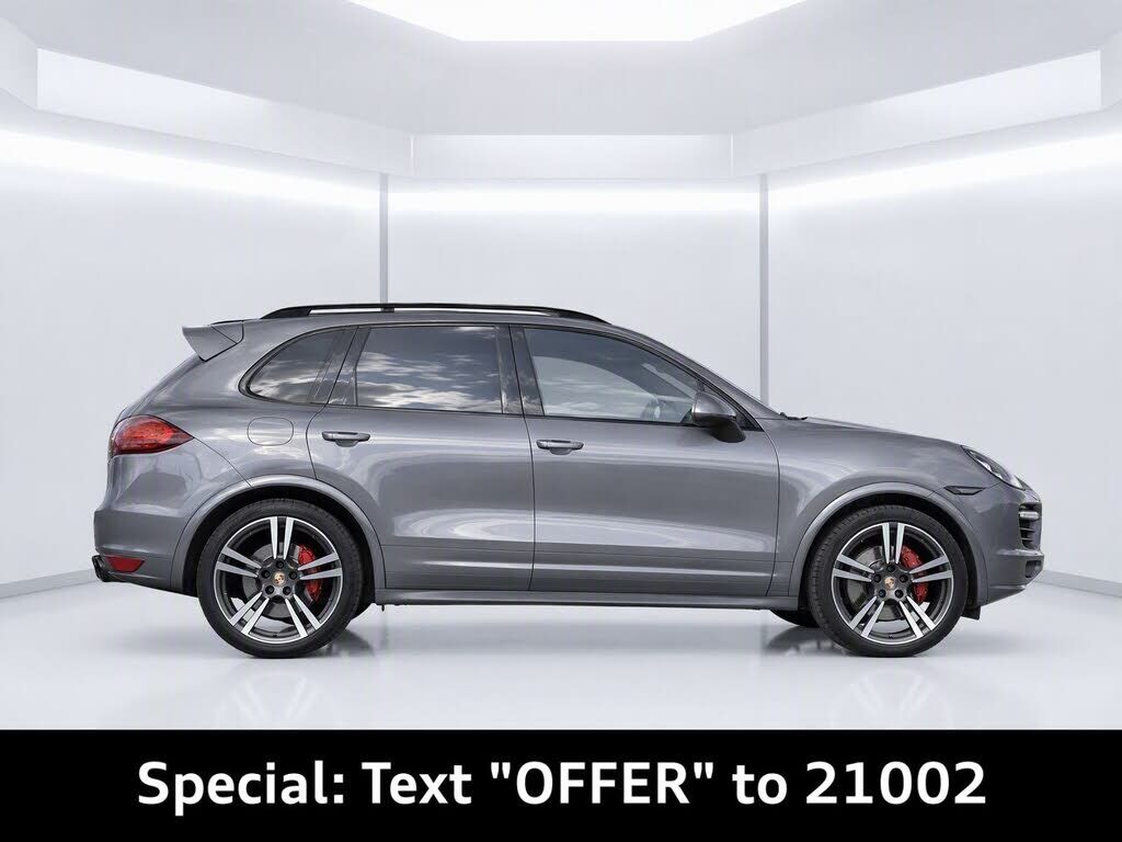 2013 PORSCHE Cayenne
