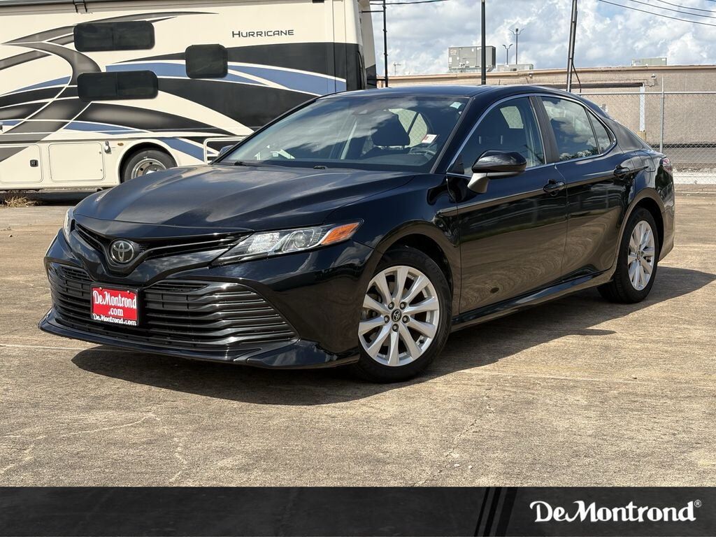 2020 TOYOTA Camry