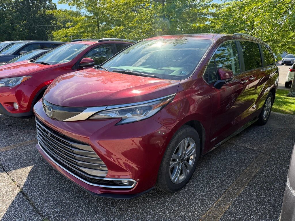 2021 TOYOTA Sienna