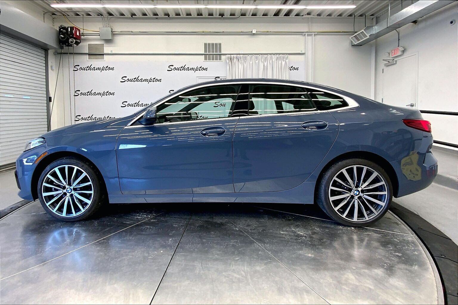2023 BMW 228i