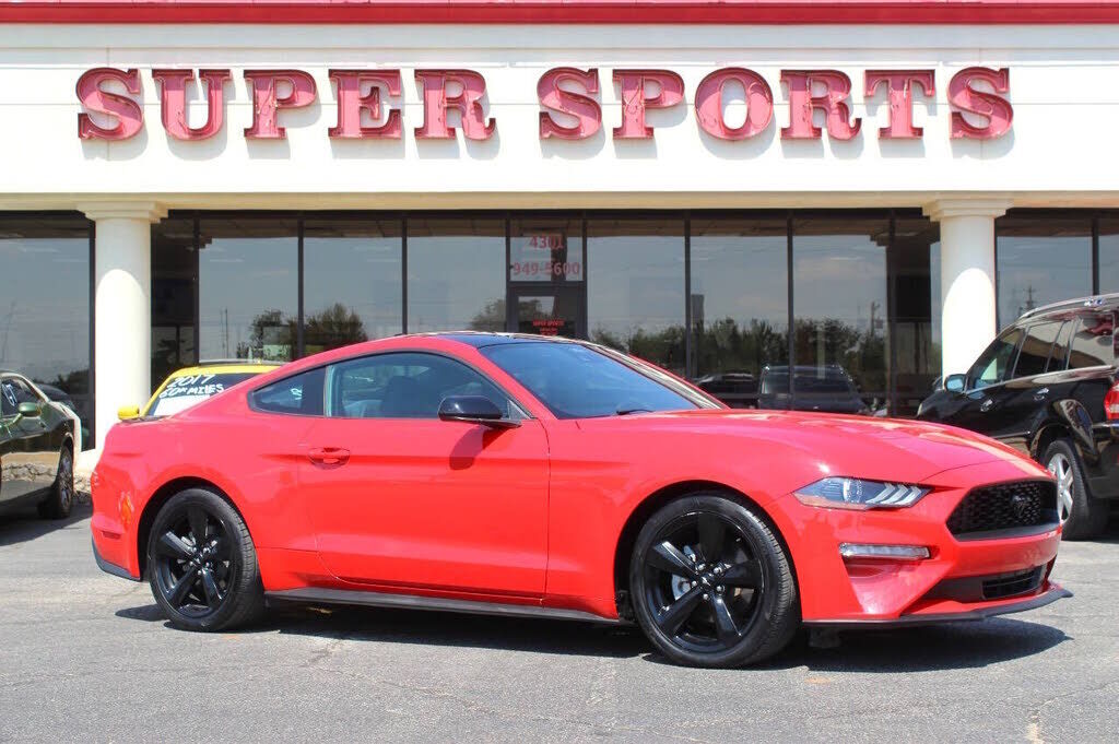 2021 FORD Mustang