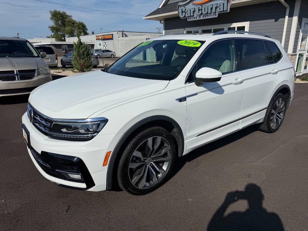 2019 VOLKSWAGEN Tiguan
