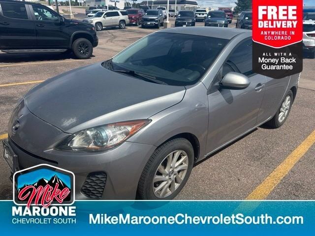 2013 MAZDA Mazda3